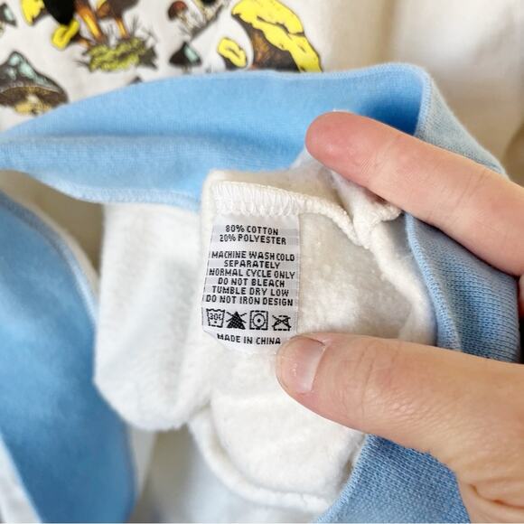 BSR x Smiley Fantastic Mushrooms Sweatshirt Sz L - Picture 5 of 6